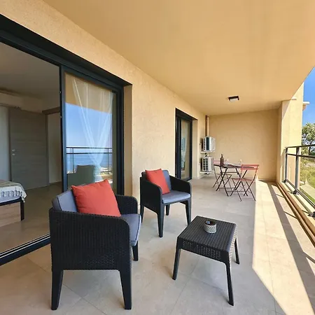 Breathtaking Sea View Terrace Quiet & Comfort * Bastia (Corsica)
