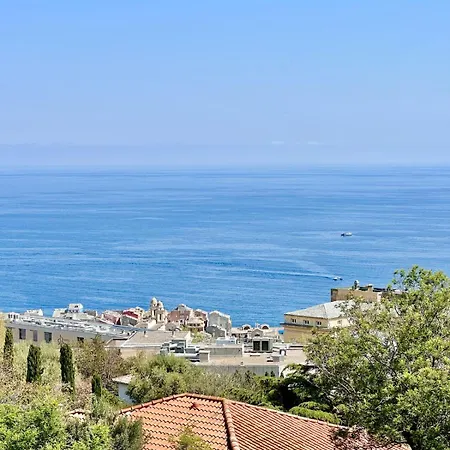 Breathtaking Sea View Terrace Quiet & Comfort Appartement